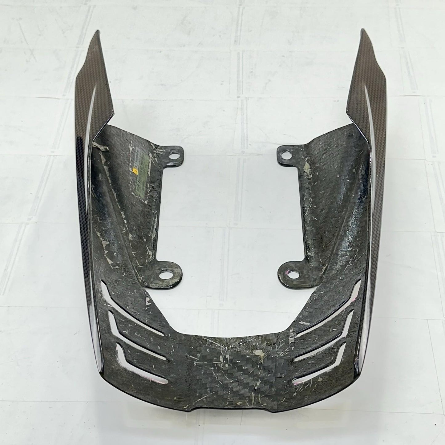 2013 - 2017 TRIUMPH DAYTONA 675 EXHAUST HEAT SHIELD COVER BLACK CARBON FIBER