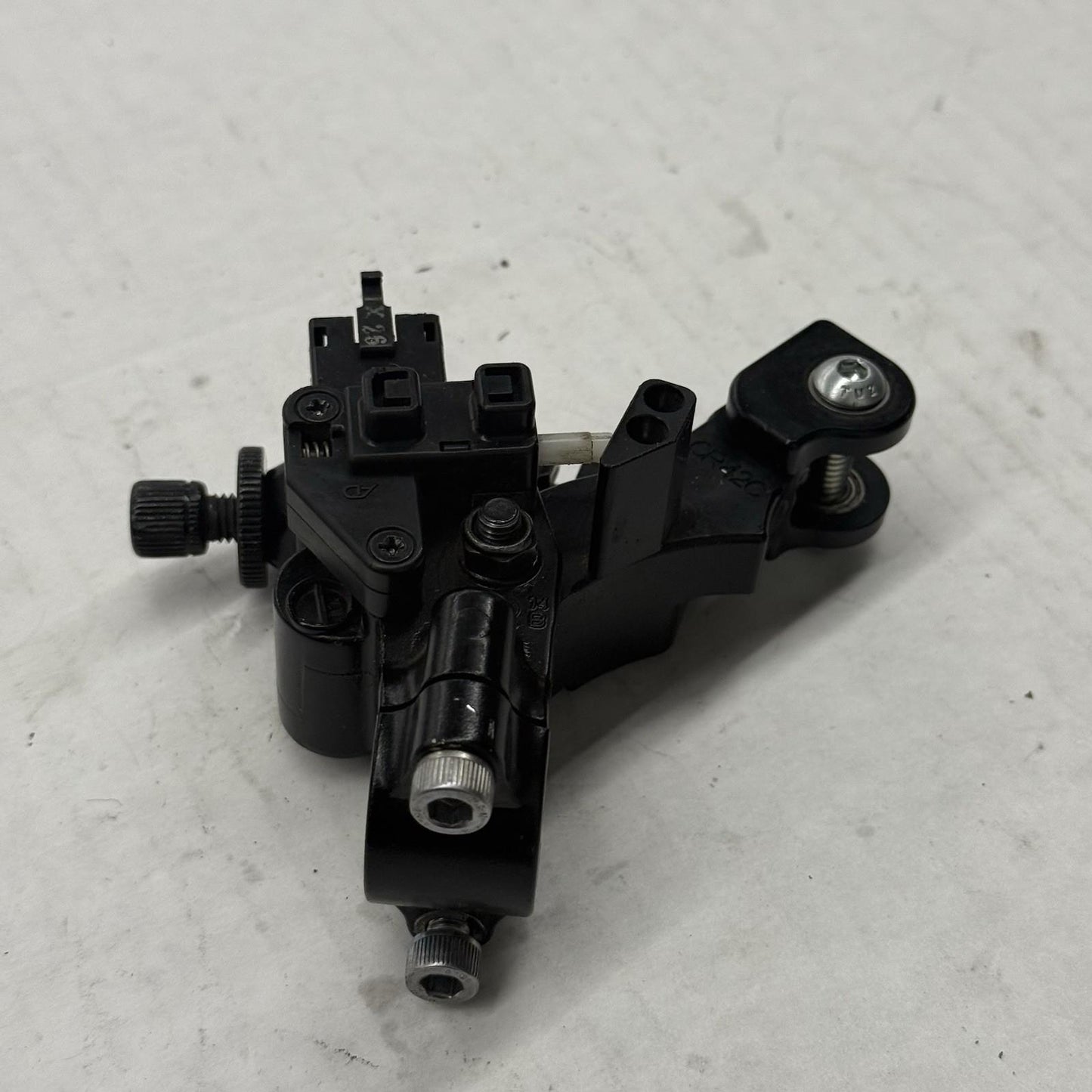 2019 - 2023 KAWASAKI NINJA ZX6R CLUTCH PERCH MOUNT LEFT STOCK