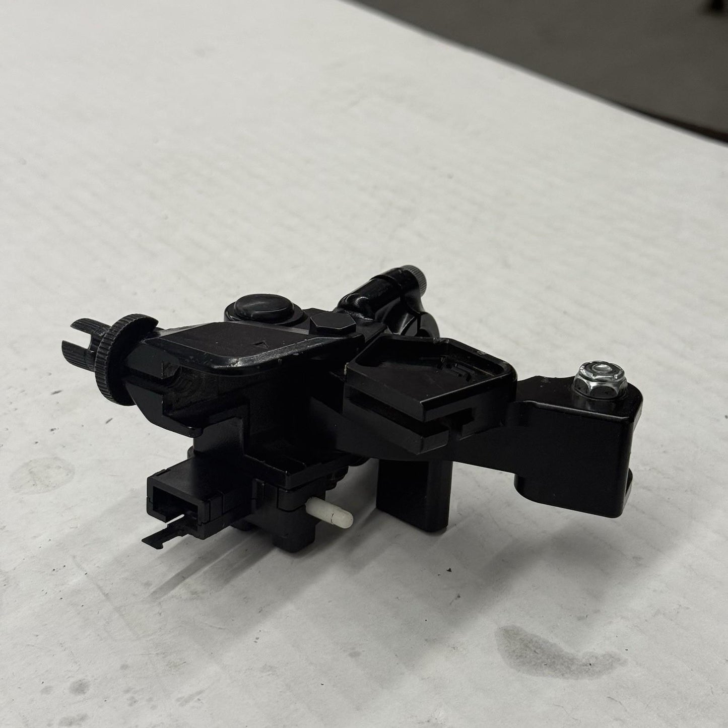 2019 - 2023 KAWASAKI NINJA ZX6R CLUTCH PERCH MOUNT LEFT STOCK