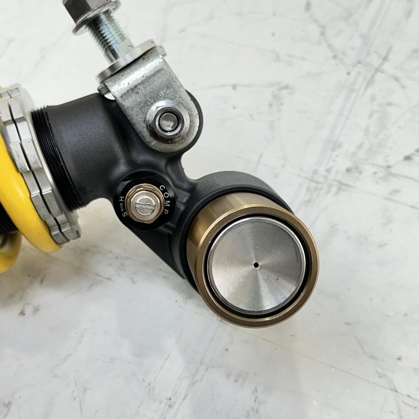 2013 - 2017 TRIUMPH DAYTONA 675 REAR SHOCK BACK SUSPENSION ABSORBER YELLOW STOCK