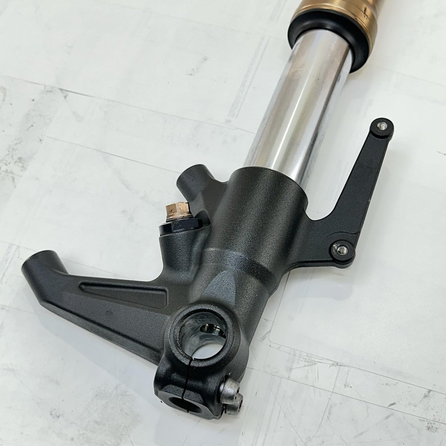2013 - 2017 TRIUMPH DAYTONA 675 FRONT FORKS SUSPENSION SHOCKS ABSORBERS *BENT*