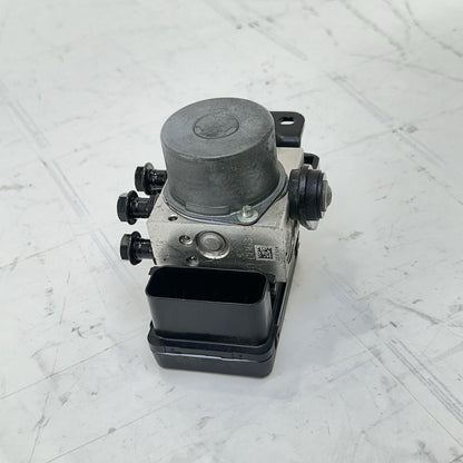 2016 - 2018 DUCATI HYPERMOTARD 939 ABS PUMP BRAKE SYSTEM CONTROL MODULE STOCK