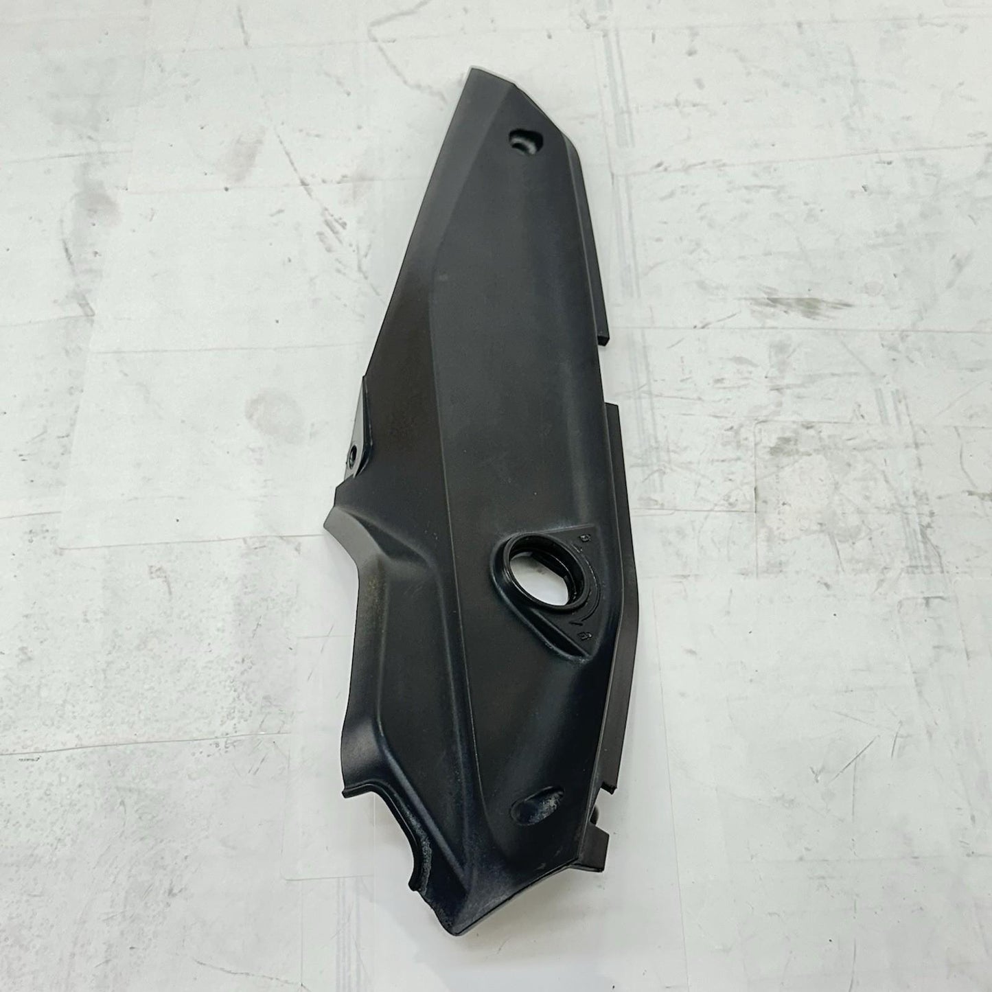 2016 - 2018 DUCATI HYPERMOTARD 939 RIGHT REAR FRAME COVER SIDE COWL PANEL STOCK