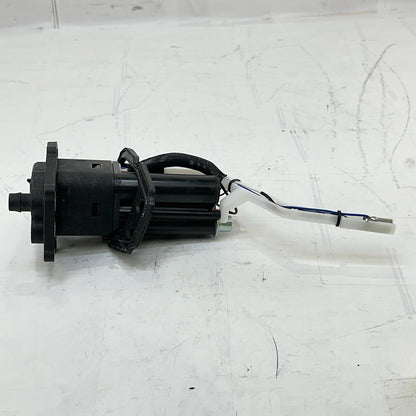 2016 - 2018 DUCATI HYPERMOTARD 939 FUEL PUMP GAS SENDING UNIT PETROL COVER BOLTS