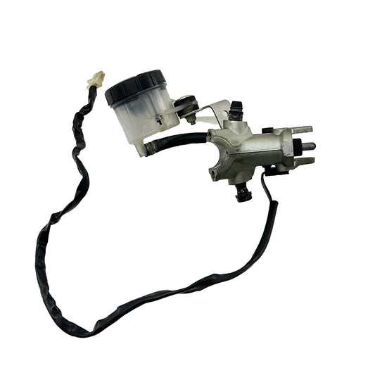 2016 - 2018 DUCATI HYPERMOTARD 939 FRONT MASTER CYLINDER BRAKE RESERVOIR