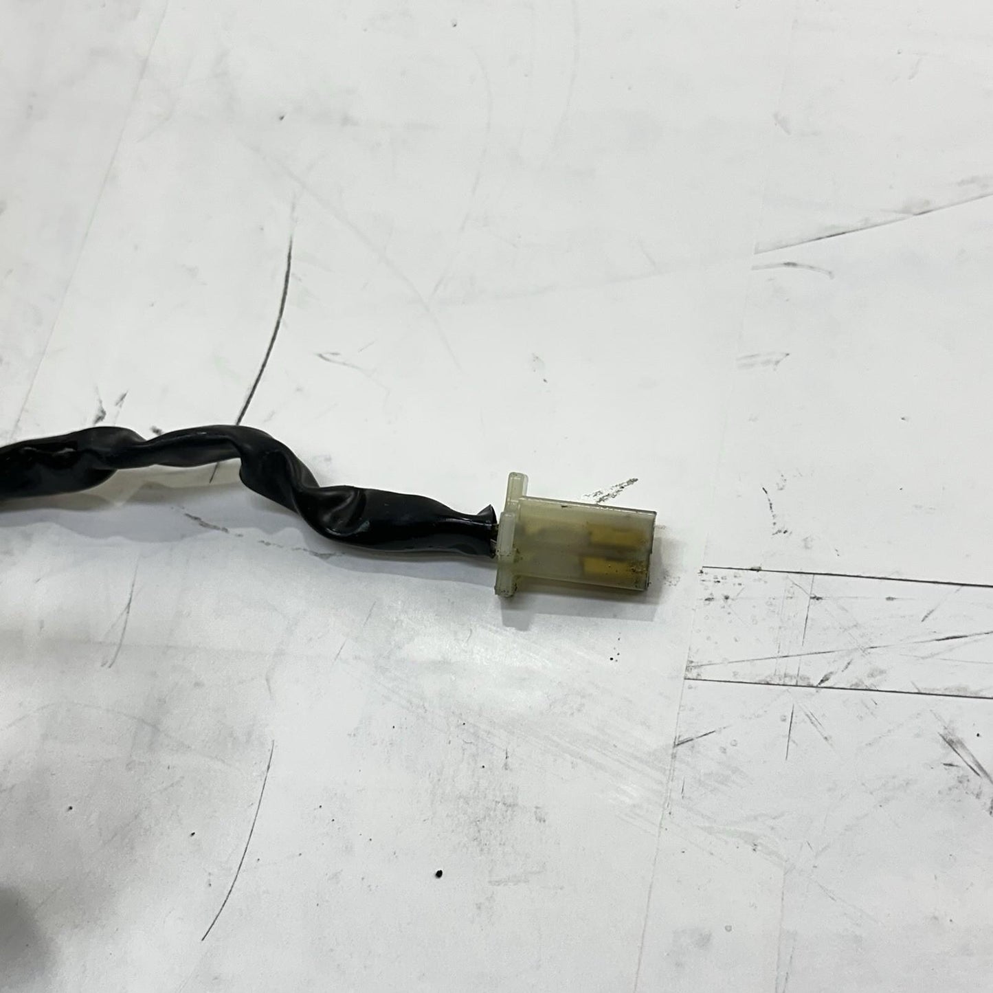 2016 - 2018 DUCATI HYPERMOTARD 939 FRONT MASTER CYLINDER BRAKE RESERVOIR