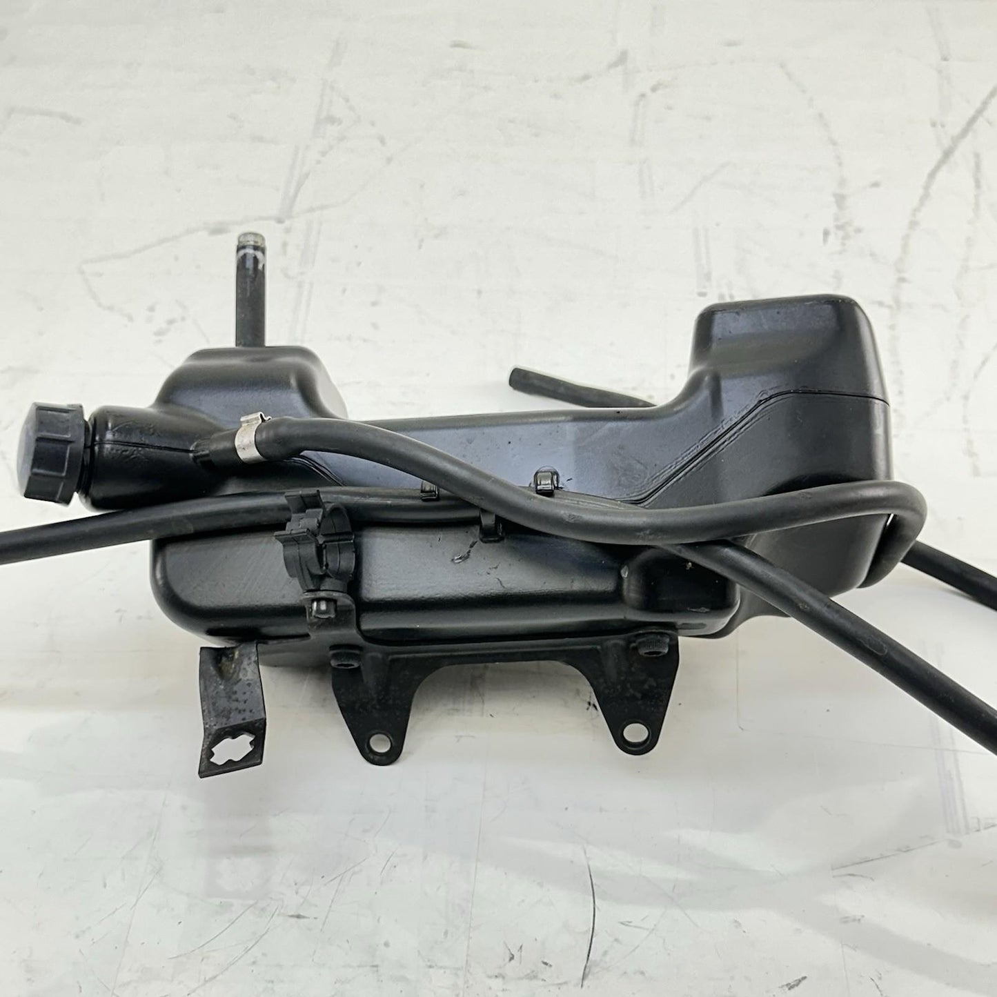 2016 - 2018 DUCATI HYPERMOTARD 939 COOLANT TANK OVER FLOW RESERVOIR CANISTER