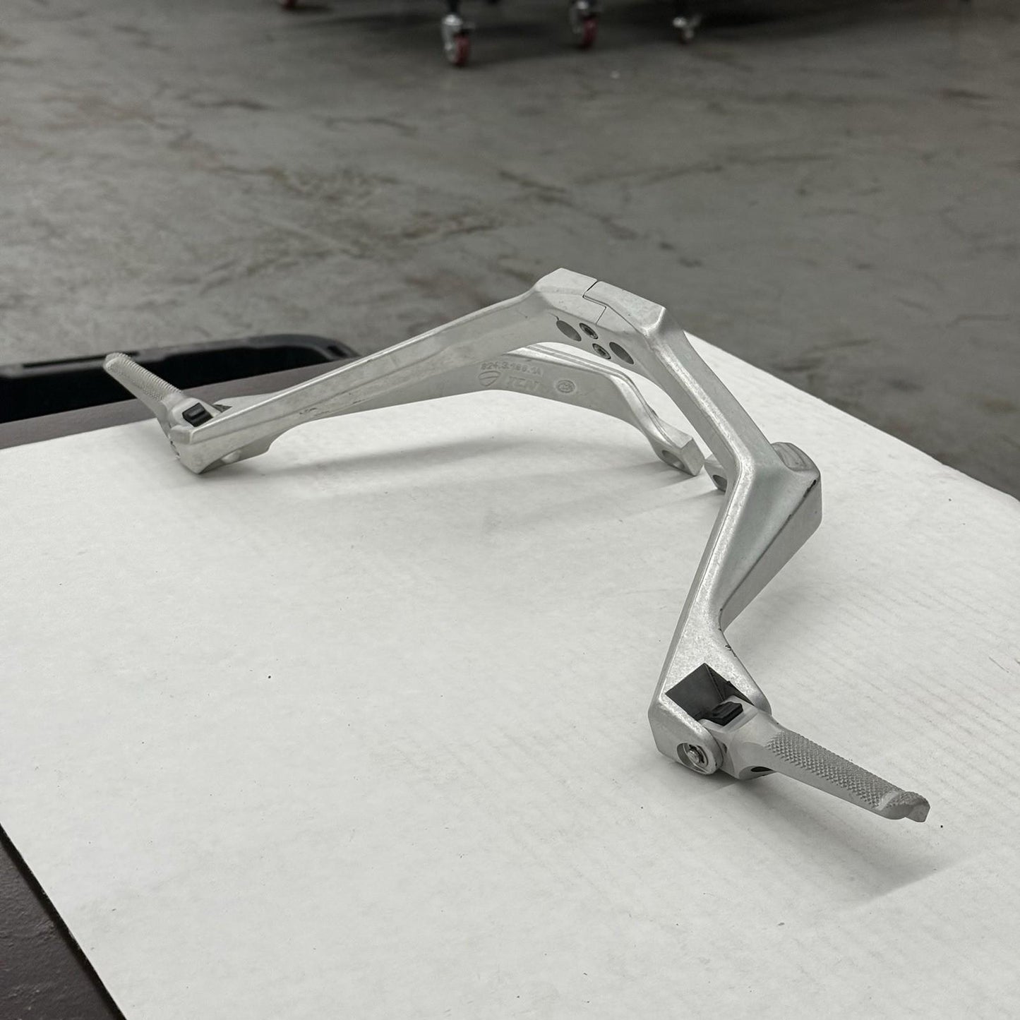 2020 - 2024 DUCATI PANIGALE V2 PASSENGER PEG REAR BACK SET PAIR SILVER STOCK