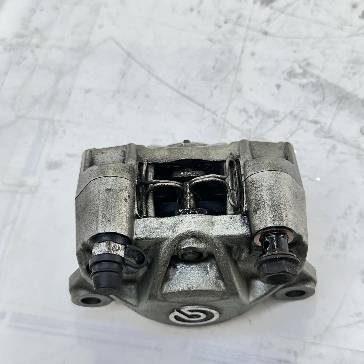 2016 - 2018 DUCATI HYPERMOTARD 939 REAR BRAKE CALIPER BACK PADS BREMBO