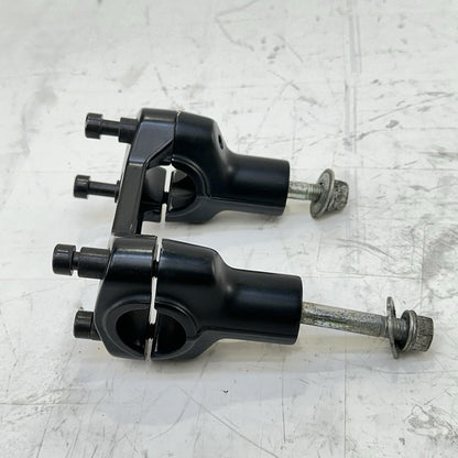 2016 - 2018 DUCATI HYPERMOTARD 939 HANDLEBAR RISERS CLAMP HANDLE BAR BOLTS