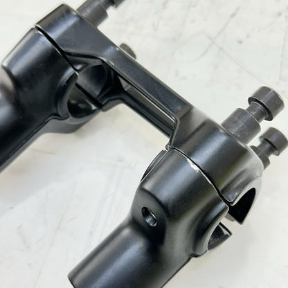 2016 - 2018 DUCATI HYPERMOTARD 939 HANDLEBAR RISERS CLAMP HANDLE BAR BOLTS