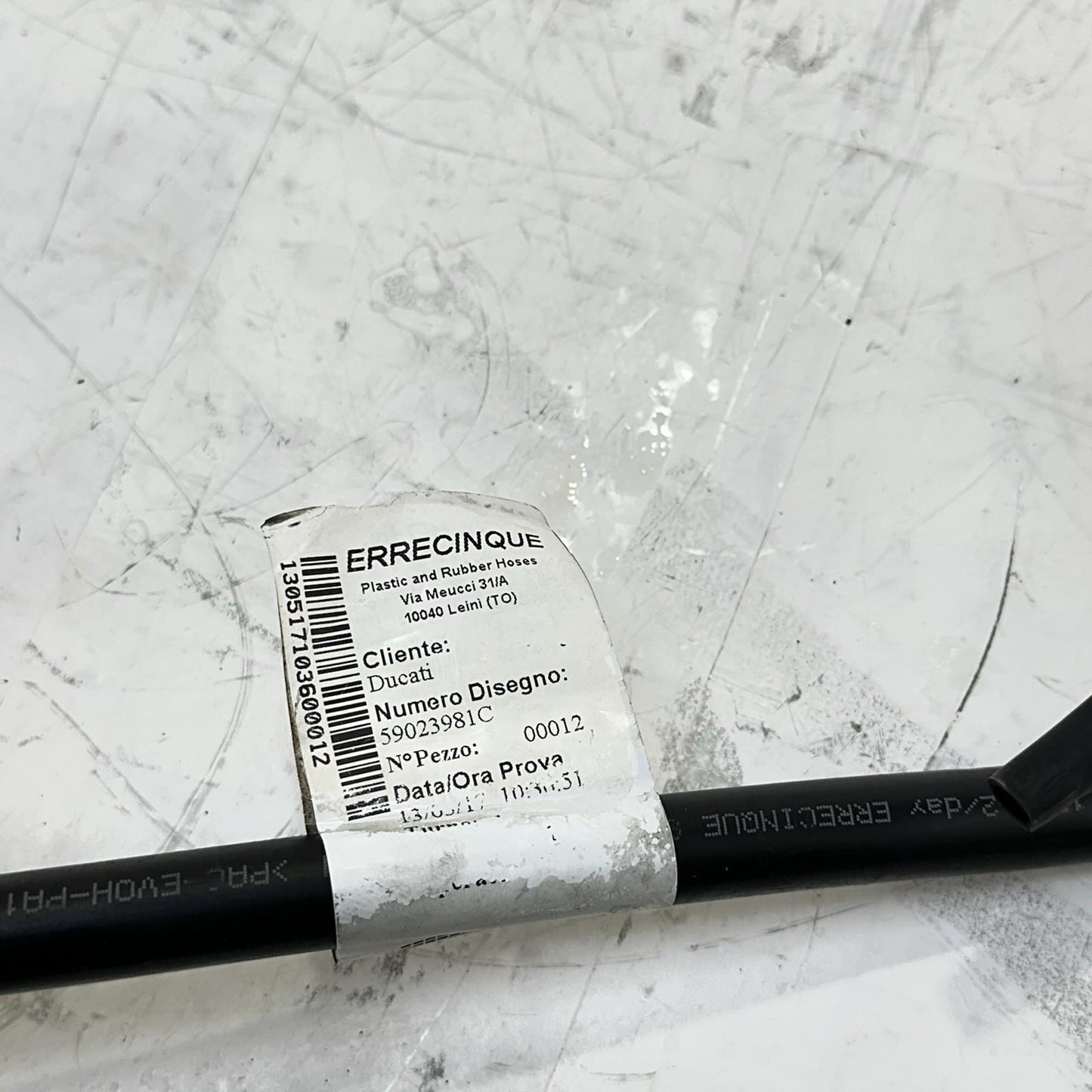 2016 - 2018 DUCATI HYPERMOTARD 939 FUEL LINE GAS SENDING PIPE INJECTION HOSES