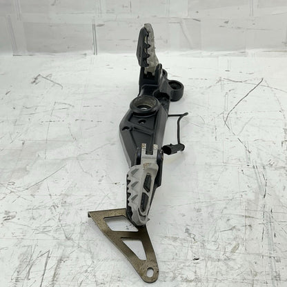 2016 - 2018 DUCATI HYPERMOTARD 939 FOOT REST PEGS PLATE BRACKET HOLDER *SCUFFED*