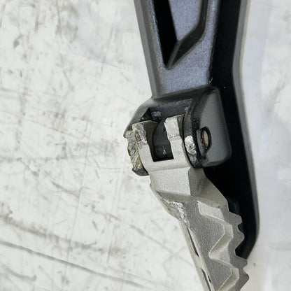 2016 - 2018 DUCATI HYPERMOTARD 939 FOOT REST PEGS PLATE BRACKET HOLDER *SCUFFED*