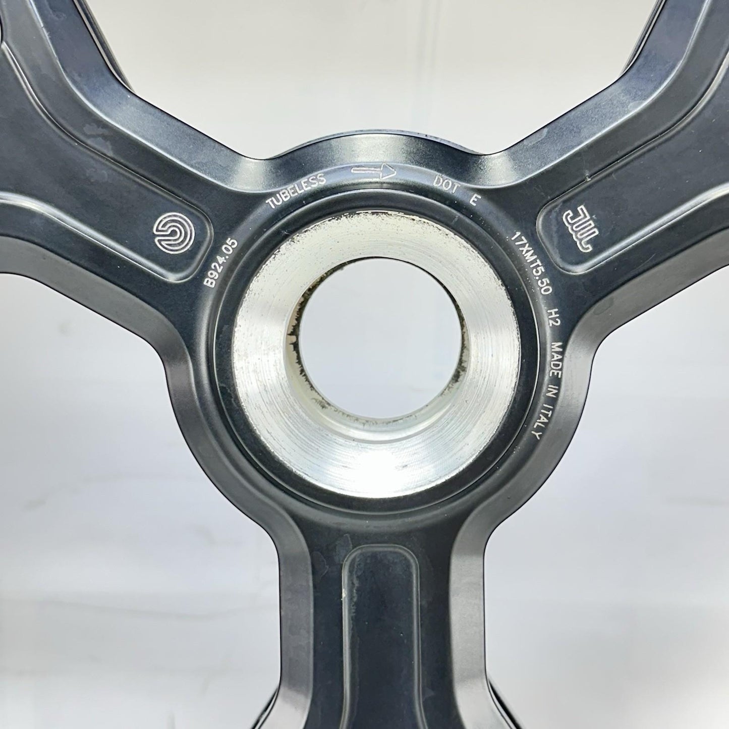 2016 - 2018 DUCATI HYPERMOTARD 939 REAR WHEEL BACK RIM TIRE MARCHESINI FORGED