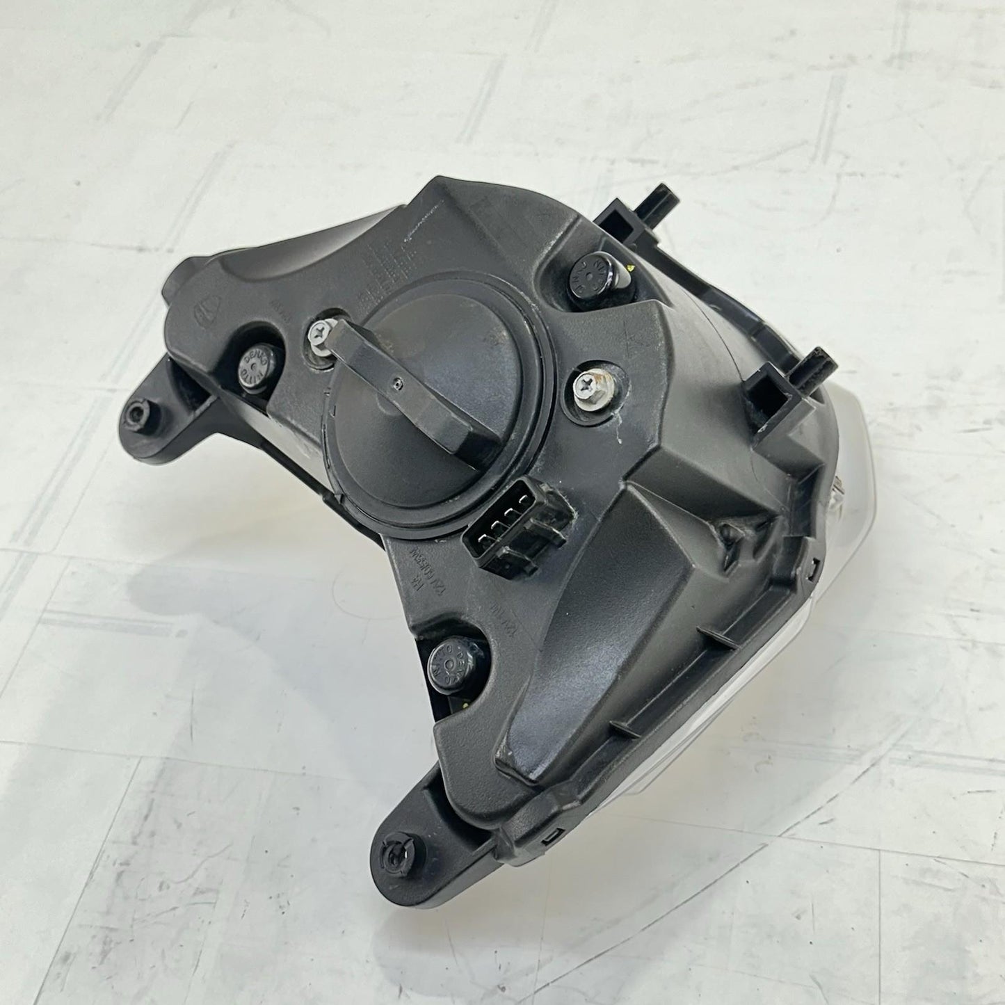 2016 - 2018 DUCATI HYPERMOTARD 939 FRONT HEADLIGHT LAMP LIGHT HEAD STOCK OEM