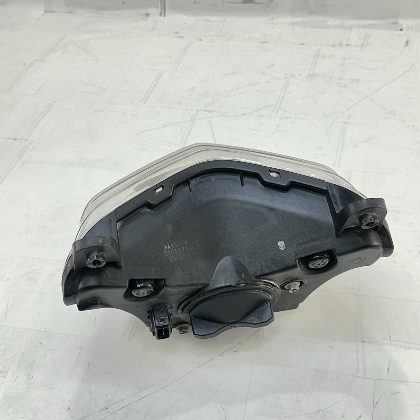 2016 - 2018 DUCATI HYPERMOTARD 939 FRONT HEADLIGHT LAMP LIGHT HEAD STOCK OEM