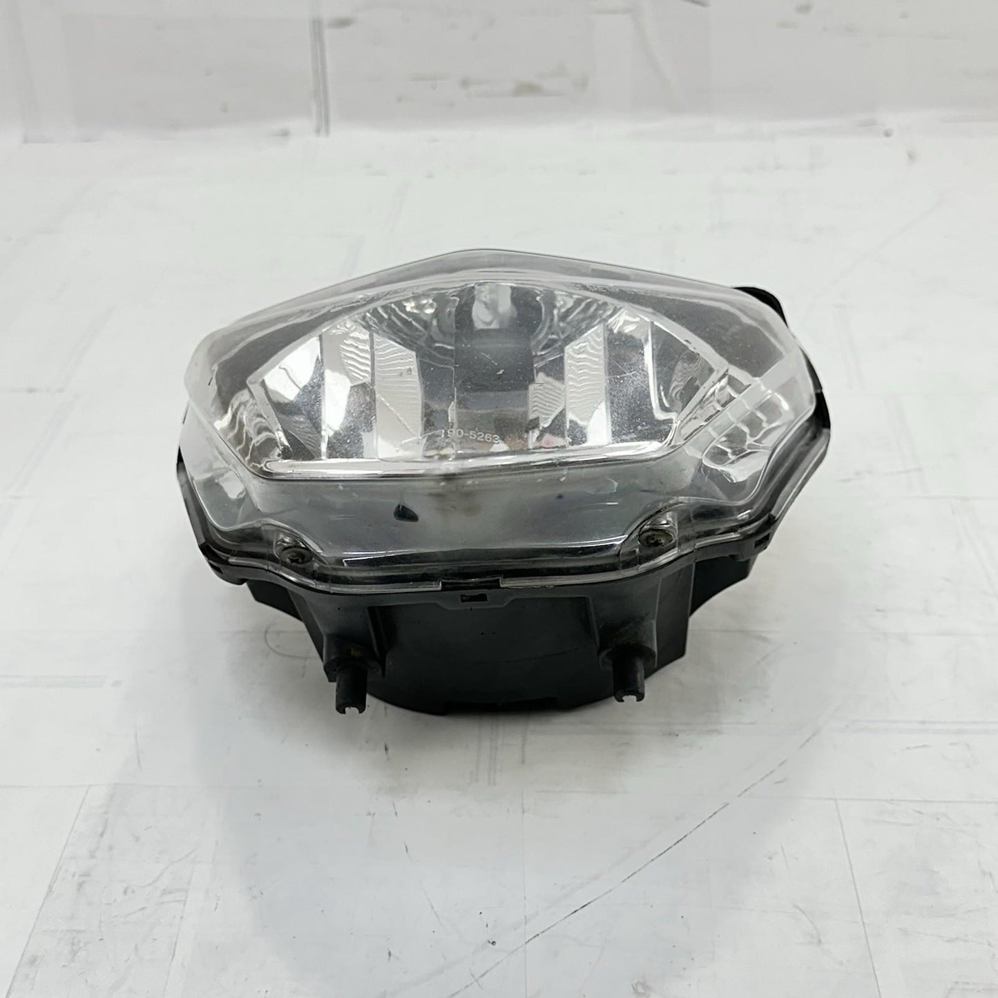 2016 - 2018 DUCATI HYPERMOTARD 939 FRONT HEADLIGHT LAMP LIGHT HEAD STOCK OEM