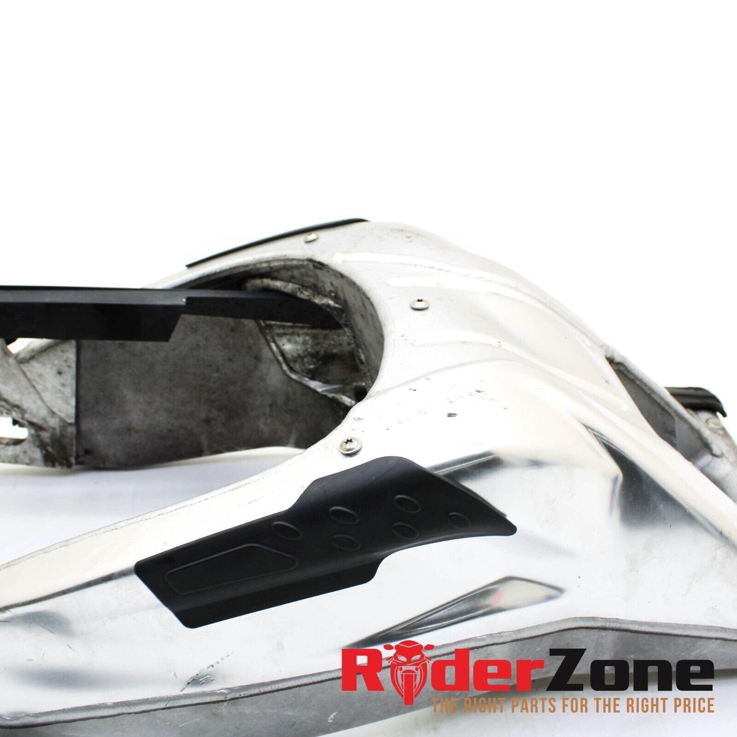 2010 - 2014 BMW S1000RR SWINGARM REAR FRAME ARM SILVER CHAIN GUARD STRAIGHT