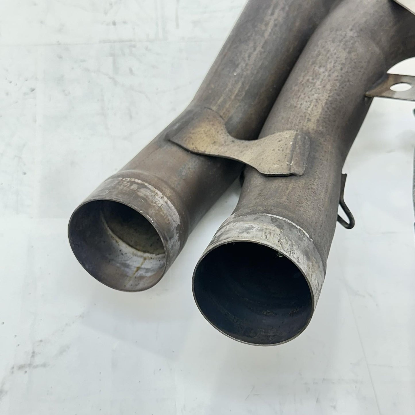 2016 - 2018 DUCATI HYPERMOTARD 939 EXHAUST HEADER PIPES MANIFOLD CABLE LINE