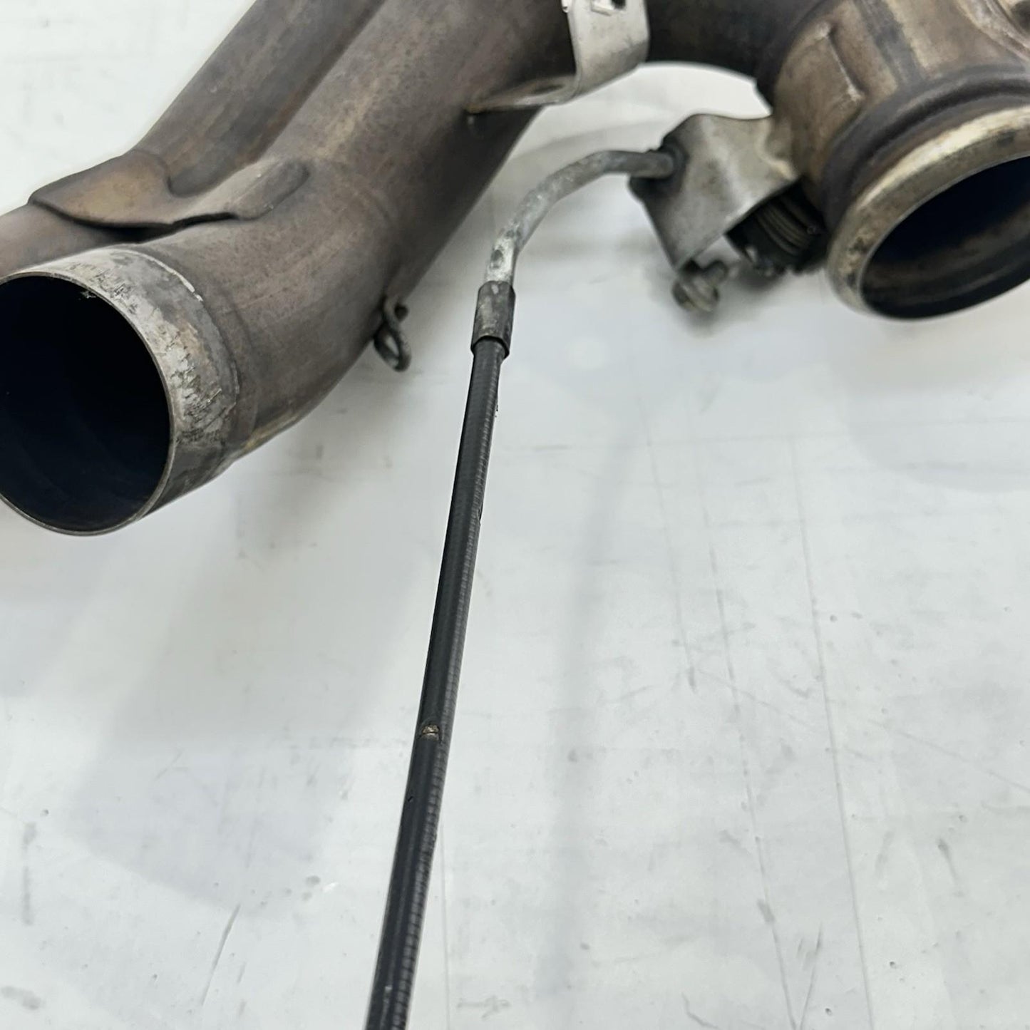 2016 - 2018 DUCATI HYPERMOTARD 939 EXHAUST HEADER PIPES MANIFOLD CABLE LINE