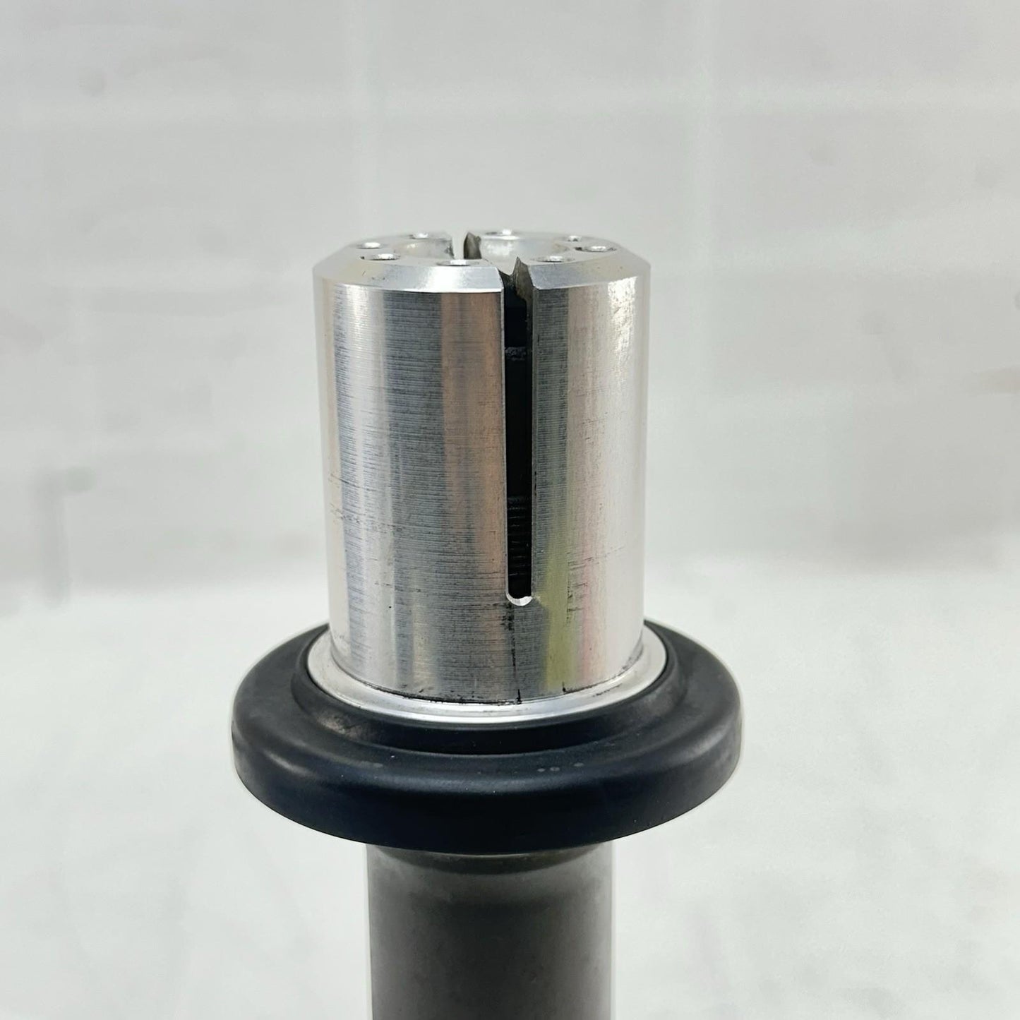 2016 - 2018 DUCATI HYPERMOTARD 939 TRIPLE TREE FRONT FORK STEERING STEM BEARINGS