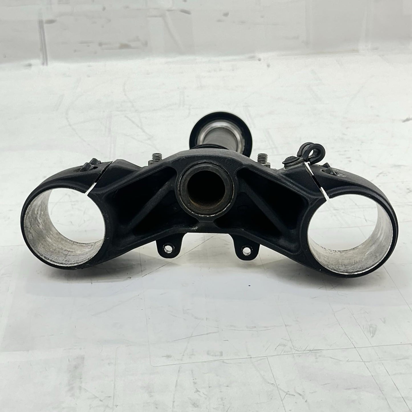 2016 - 2018 DUCATI HYPERMOTARD 939 TRIPLE TREE FRONT FORK STEERING STEM BEARINGS