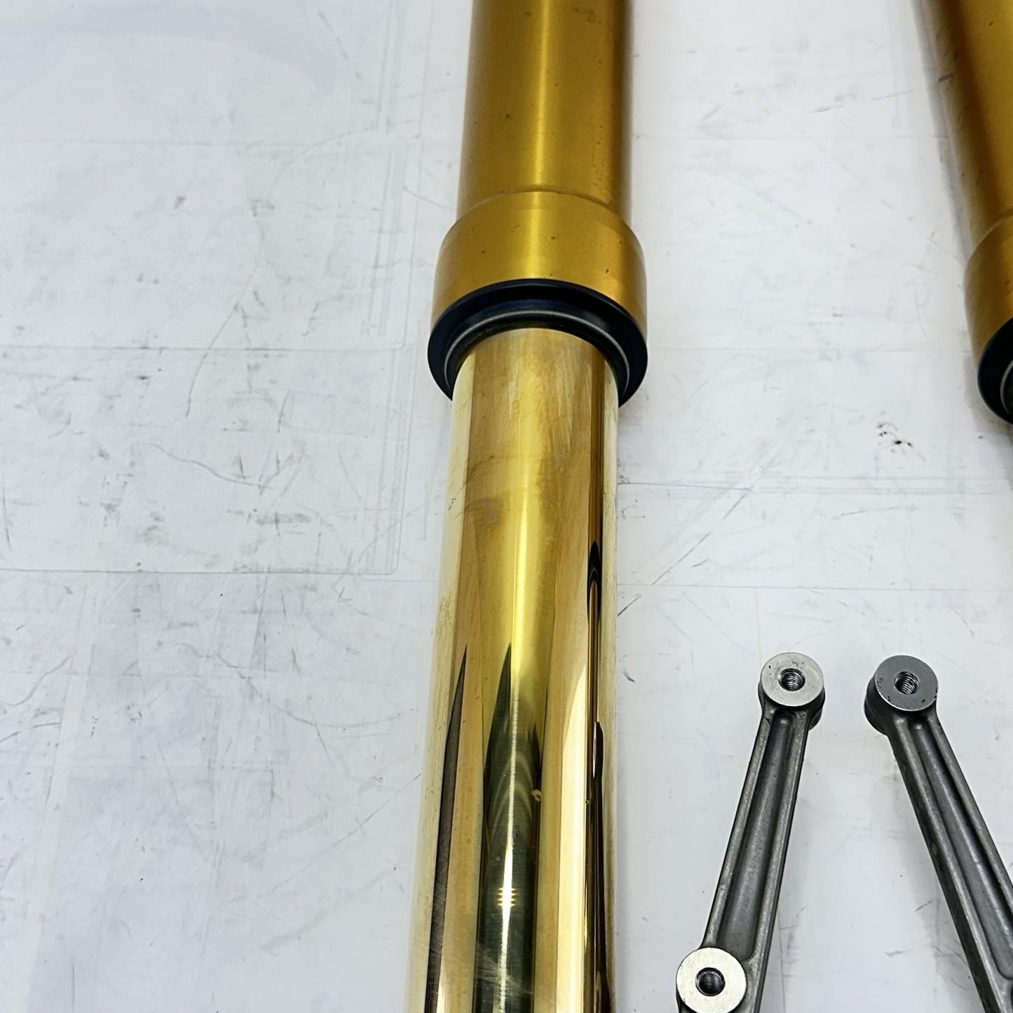 2016 - 2018 DUCATI HYPERMOTARD 939 FRONT FORKS SUSPENSION TUBES SET PAIR YELLOW
