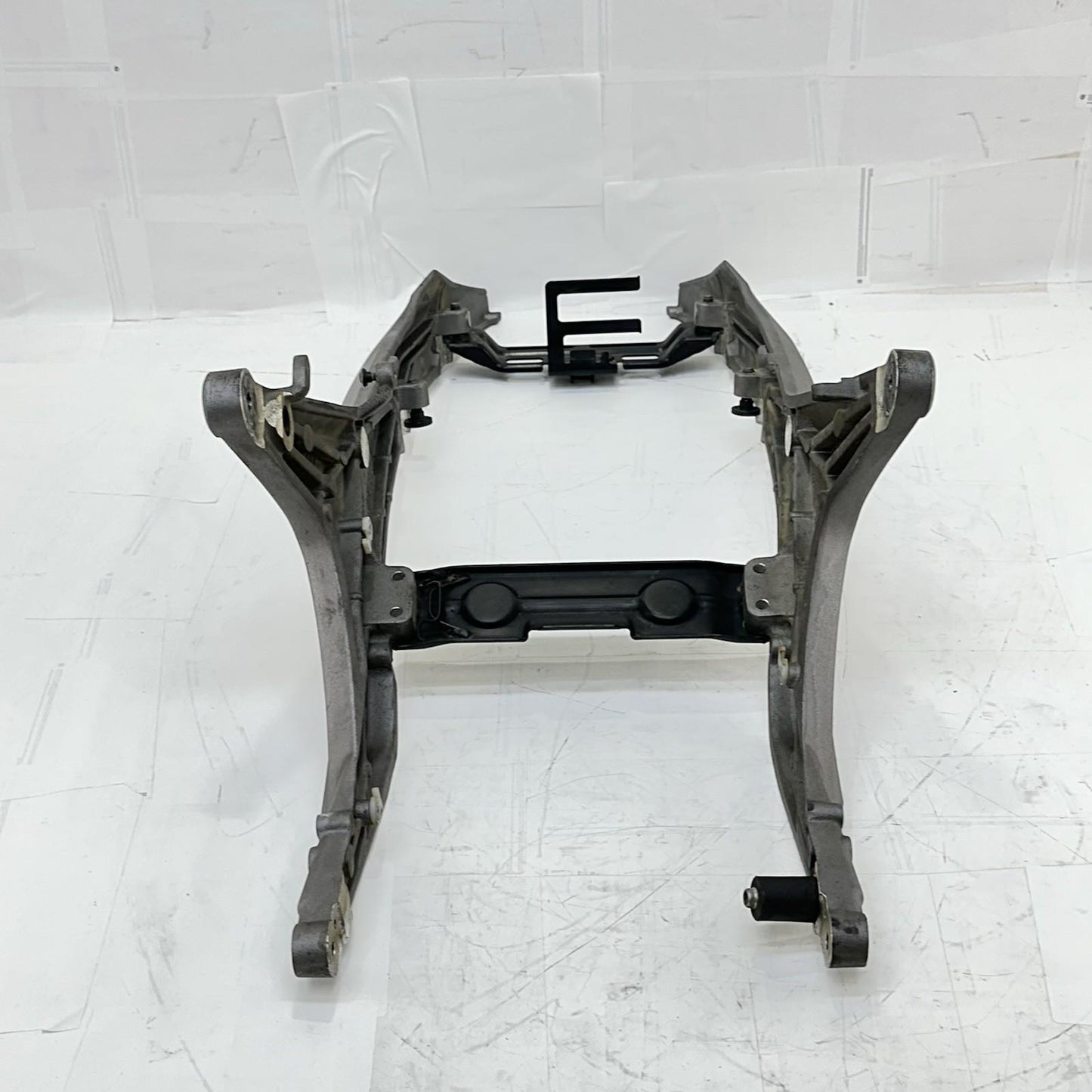 2016 - 2018 DUCATI HYPERMOTARD 939 SUBFRAME REAR BACK FRAME UNDERTAIL MOUNT