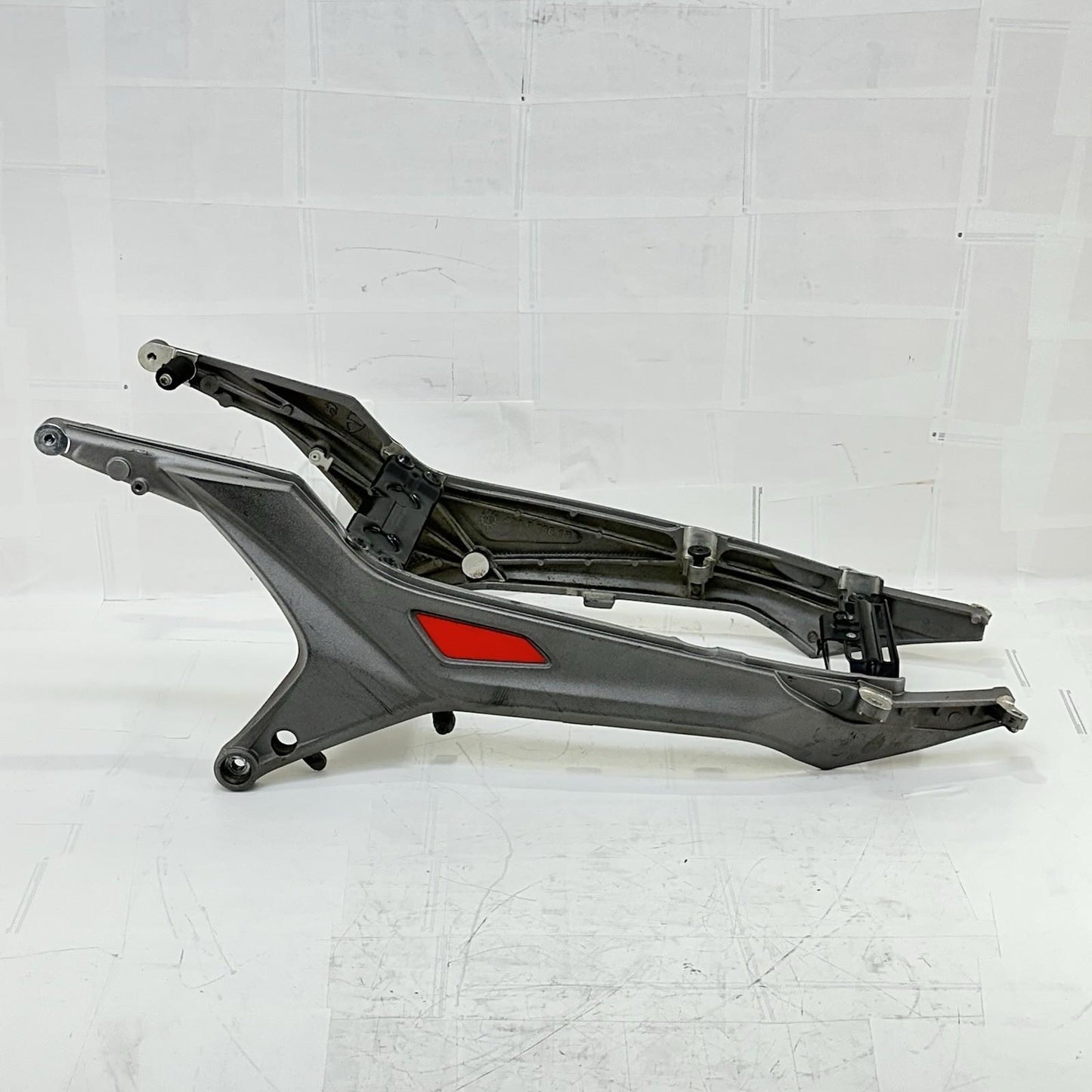 2016 - 2018 DUCATI HYPERMOTARD 939 SUBFRAME REAR BACK FRAME UNDERTAIL MOUNT