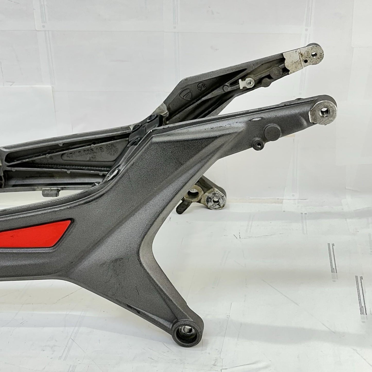 2016 - 2018 DUCATI HYPERMOTARD 939 SUBFRAME REAR BACK FRAME UNDERTAIL MOUNT
