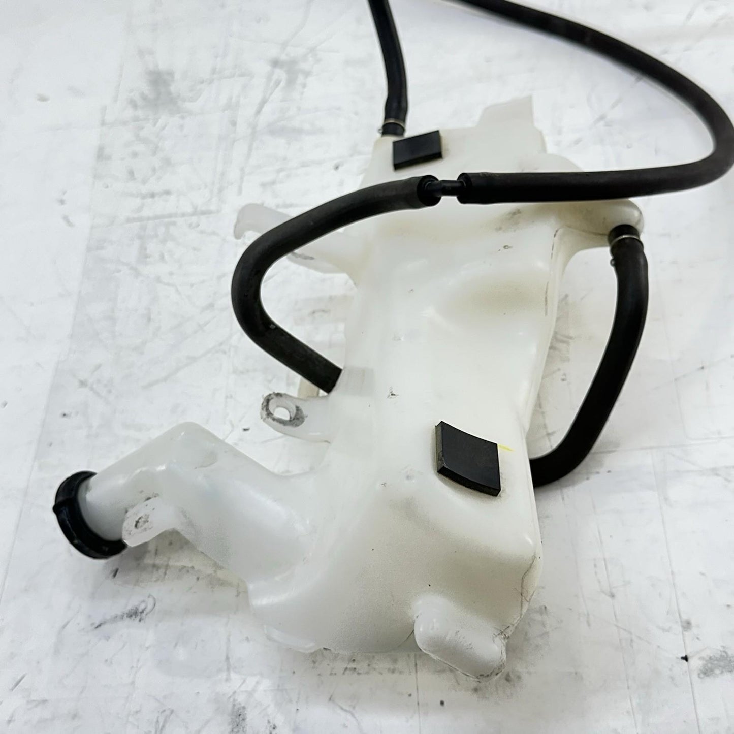 2017 - 2019 HONDA CBR 1000RR SP COOLANT OVERFLOW TANK RADIATOR BOTTLE RESERVOIR