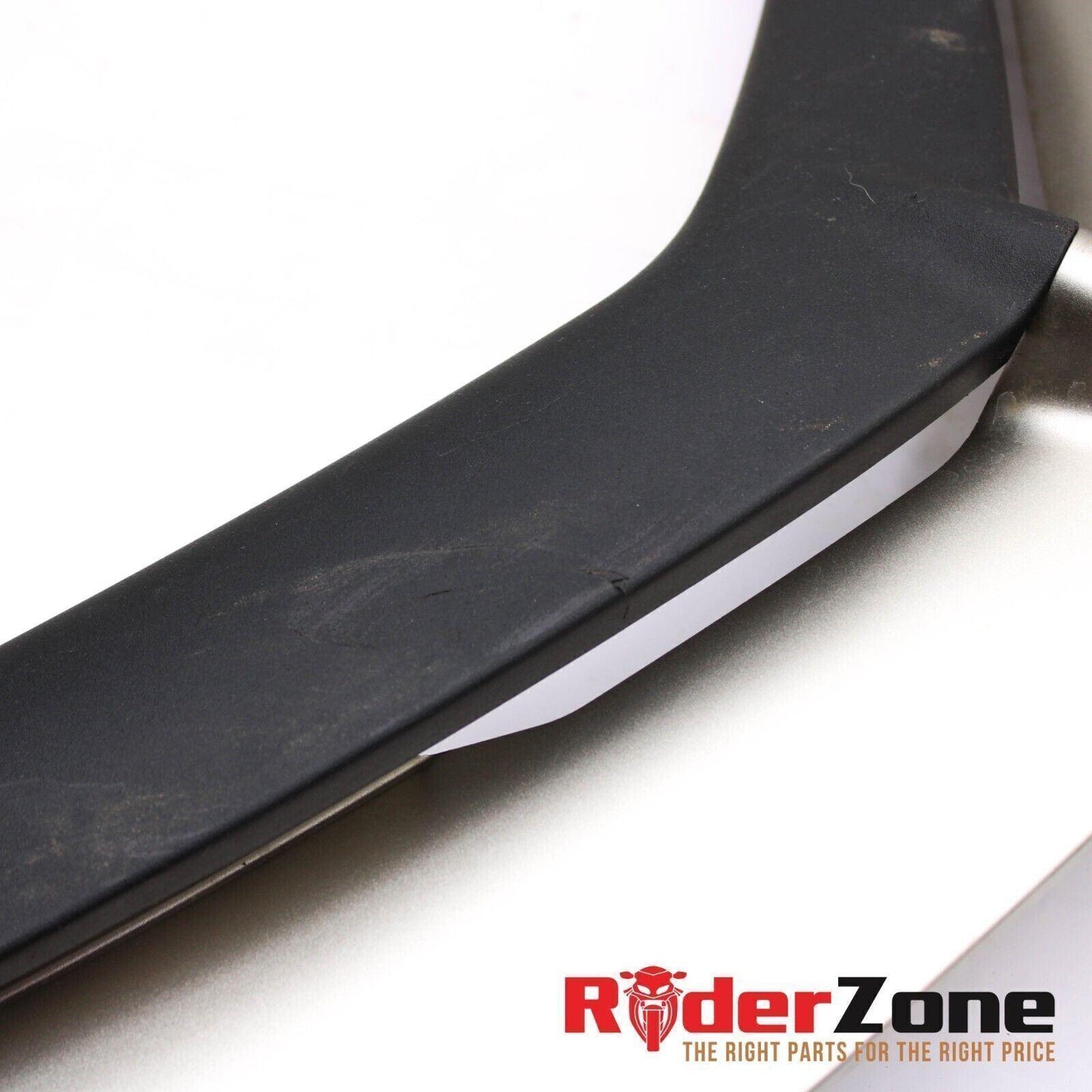 2011 - 2015 KAWASAKI NINJA ZX10R RIGHT FAIRING MID SIDE COWLING SILVER LOWER