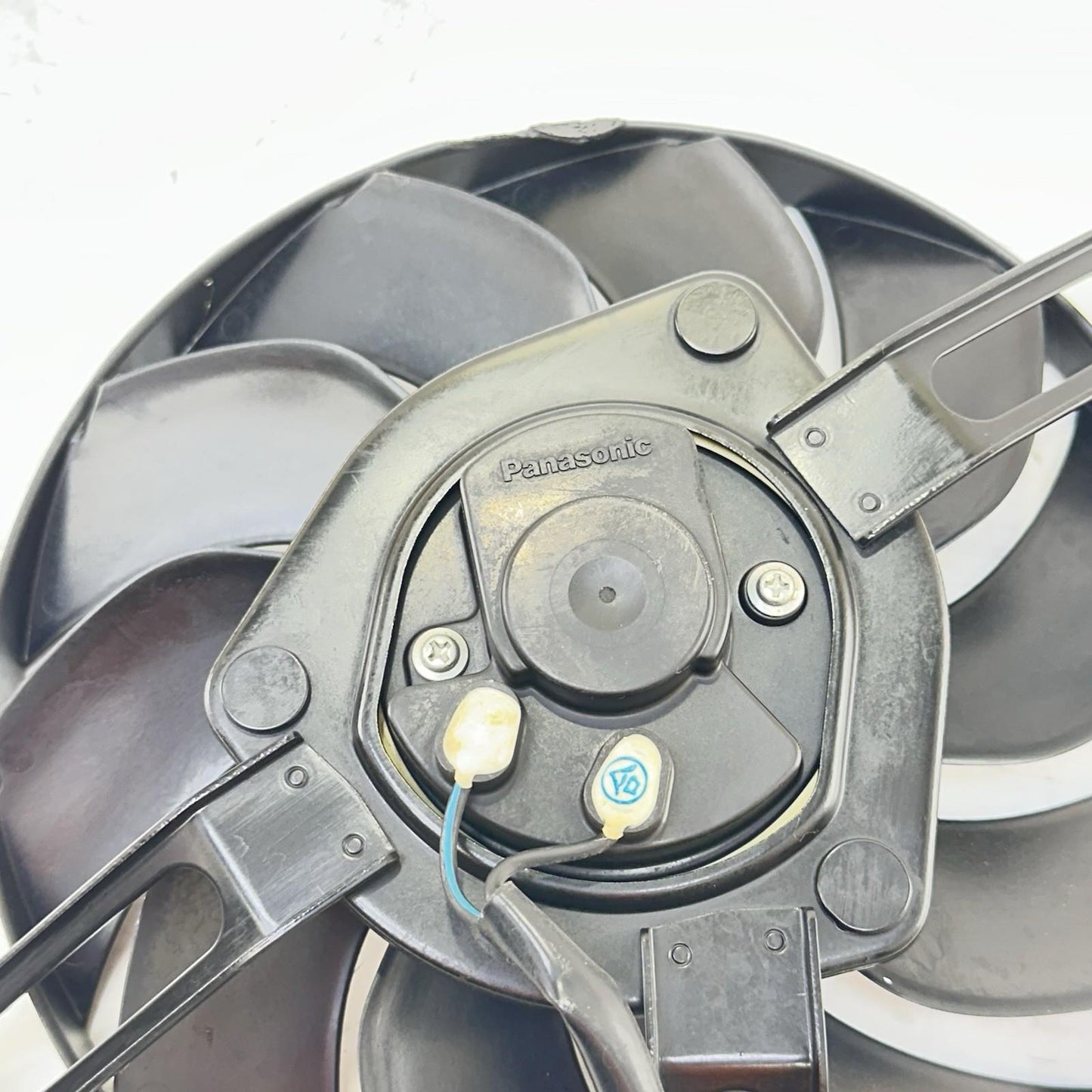 2017 - 2019 HONDA CBR 1000RR SP RADIATOR FAN COOLING ENGINE COOLER MOTOR STOCK