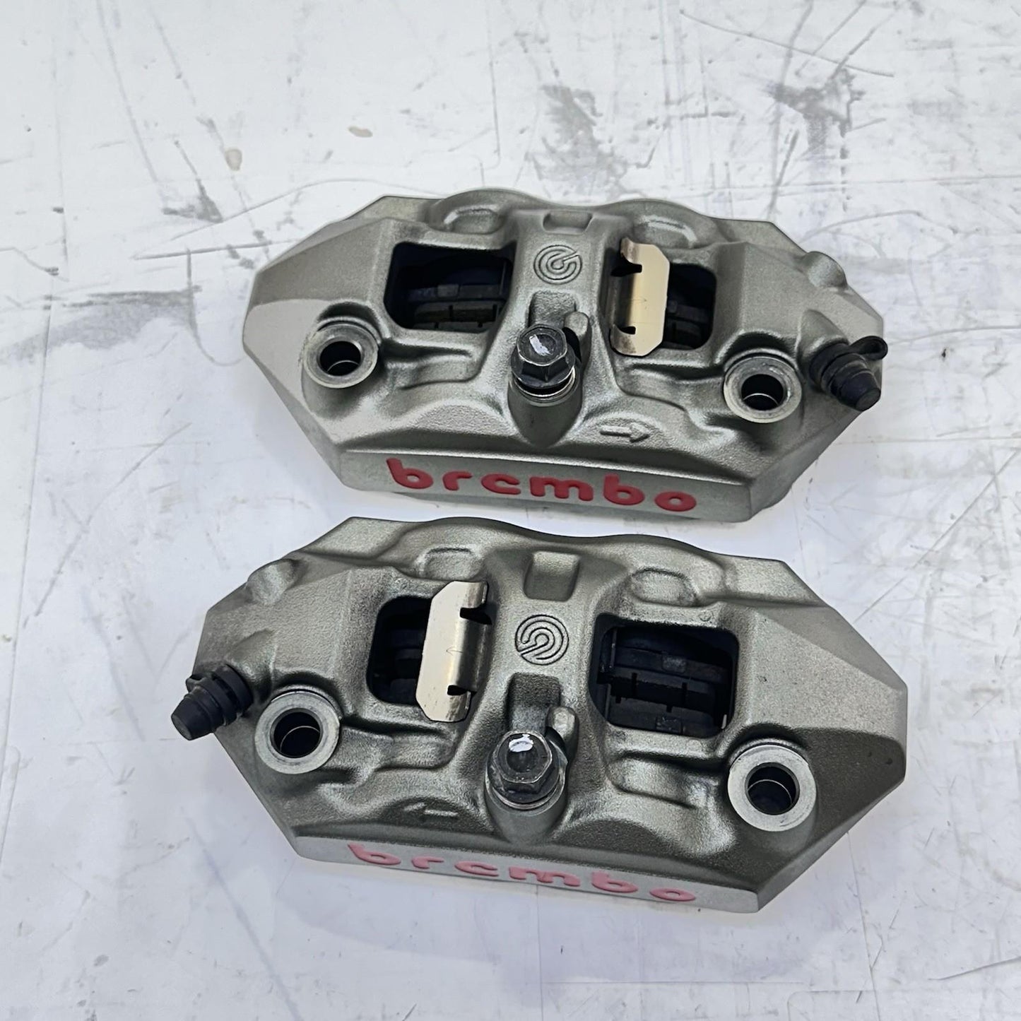 2017 - 2019 HONDA CBR 1000RR SP FRONT BRAKE CALIPERS LEFT RIGHT SET BOLTS BREMBO