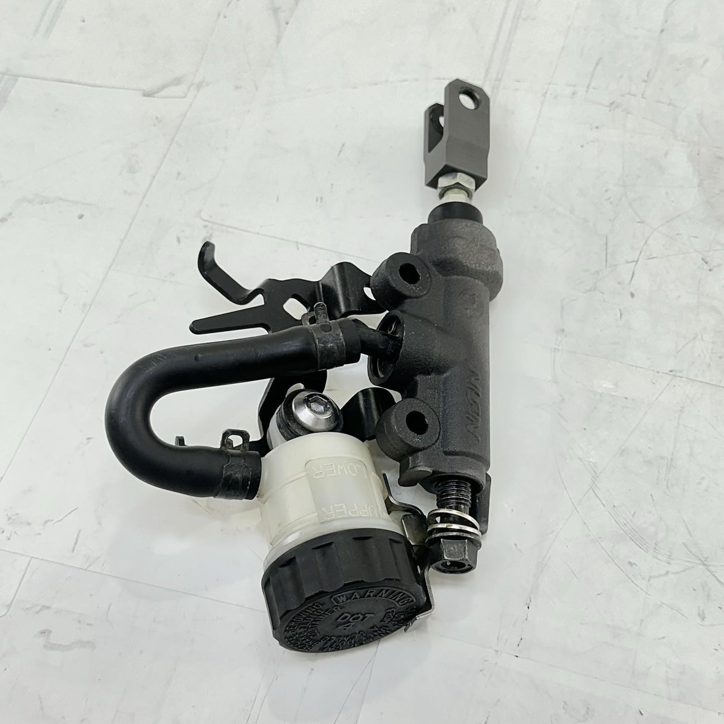 2017 - 2019 HONDA CBR 1000RR SP REAR BRAKE MASTER CYLINDER RESERVOIR CANISTER