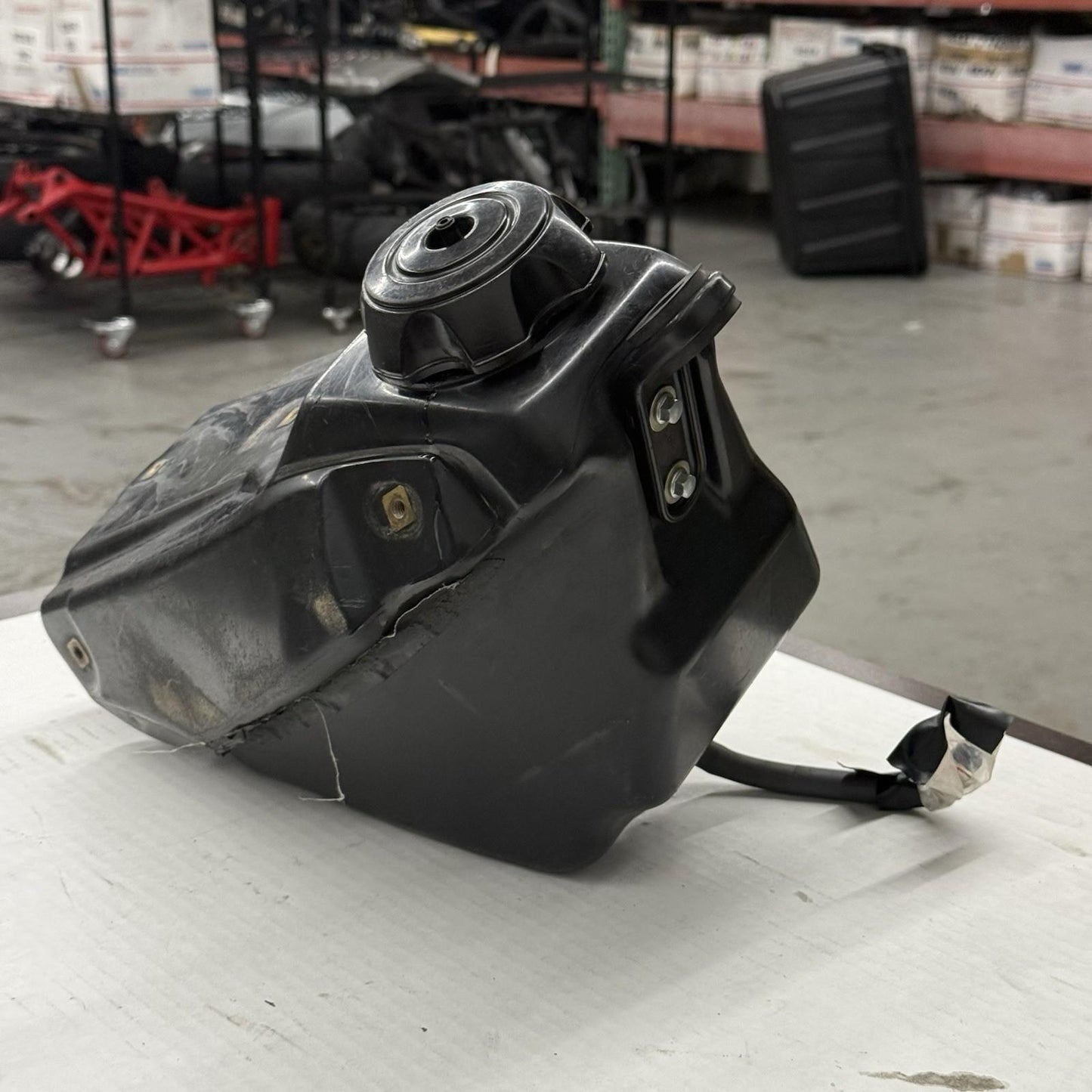 2004 - 2008 HONDA CRF450R GAS TANK FUEL TANK FUEL CAP BLACK STOCK CRF 450R