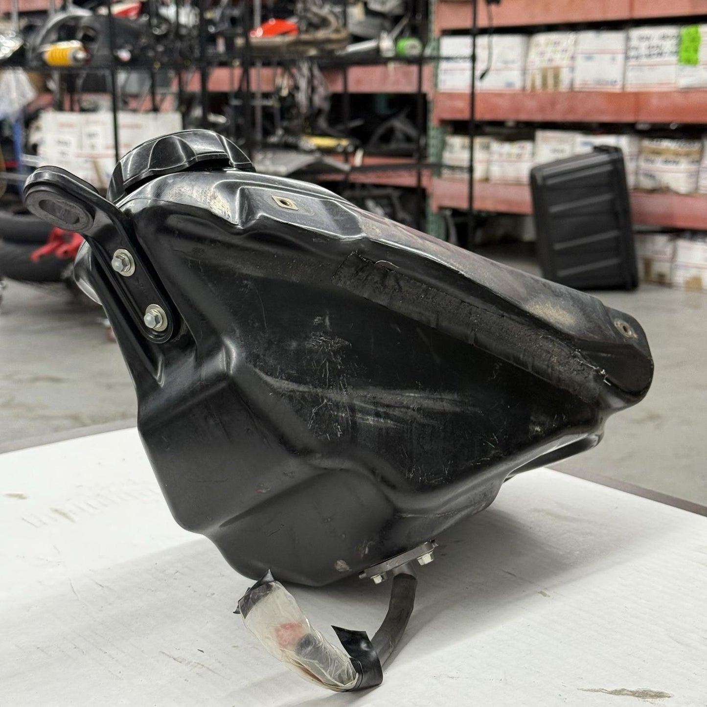 2004 - 2008 HONDA CRF450R GAS TANK FUEL TANK FUEL CAP BLACK STOCK CRF 450R