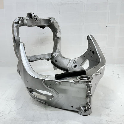 2017 - 2019 HONDA CBR 1000RR SP MAIN FRAME BODY CHASSIS SILVER *CRACK*