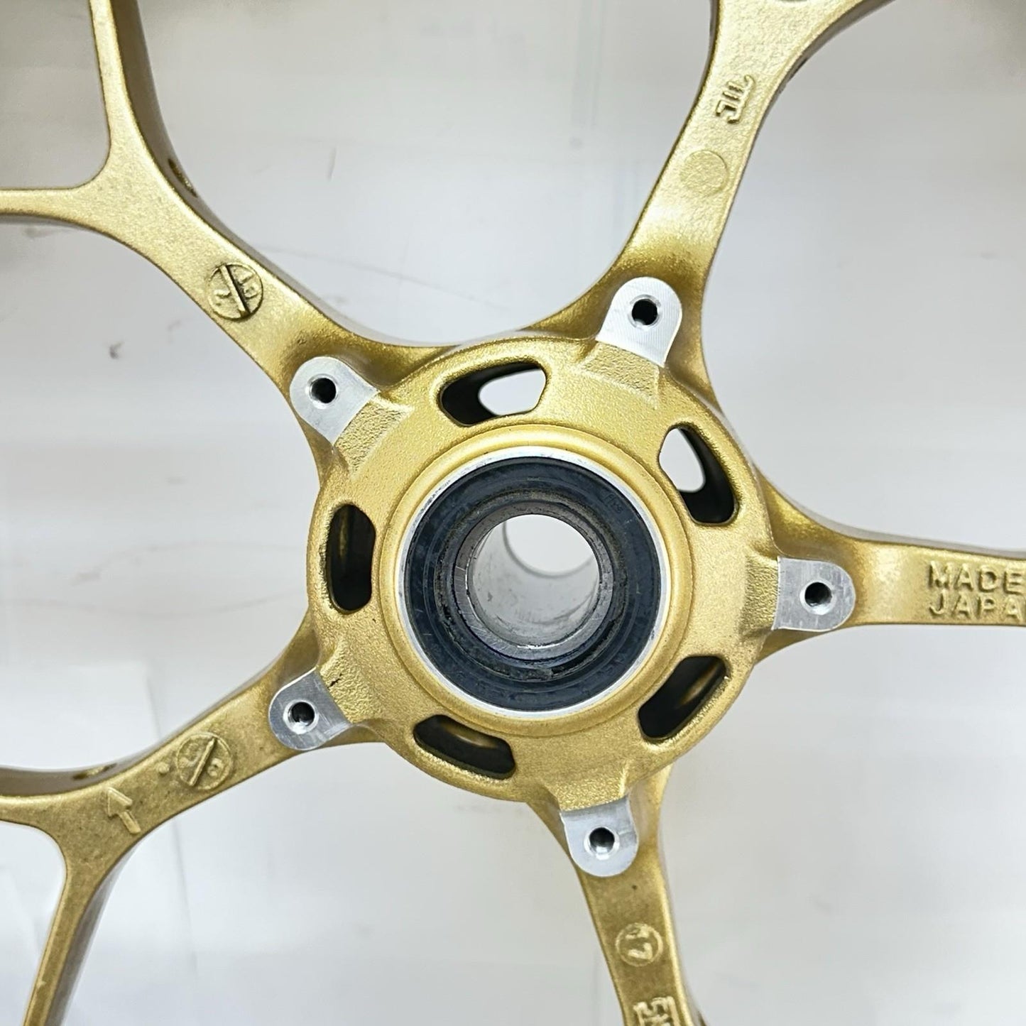 2017 - 2019 HONDA CBR 1000RR SP FRONT WHEEL RIM TIRE RUBBER YELLOW *BENT*