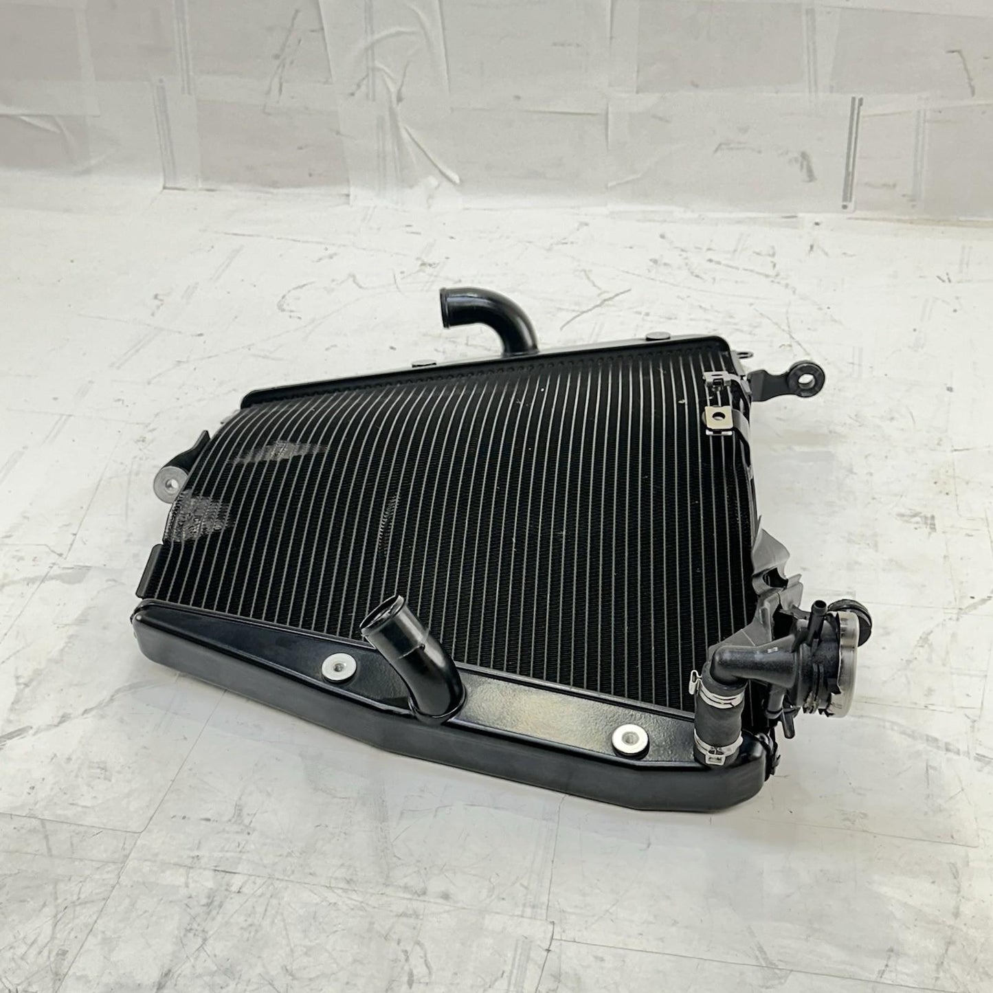 2017 - 2019 HONDA CBR 1000RR SP RADIATOR ENGINE COOLER MOTOR COOLING STOCK
