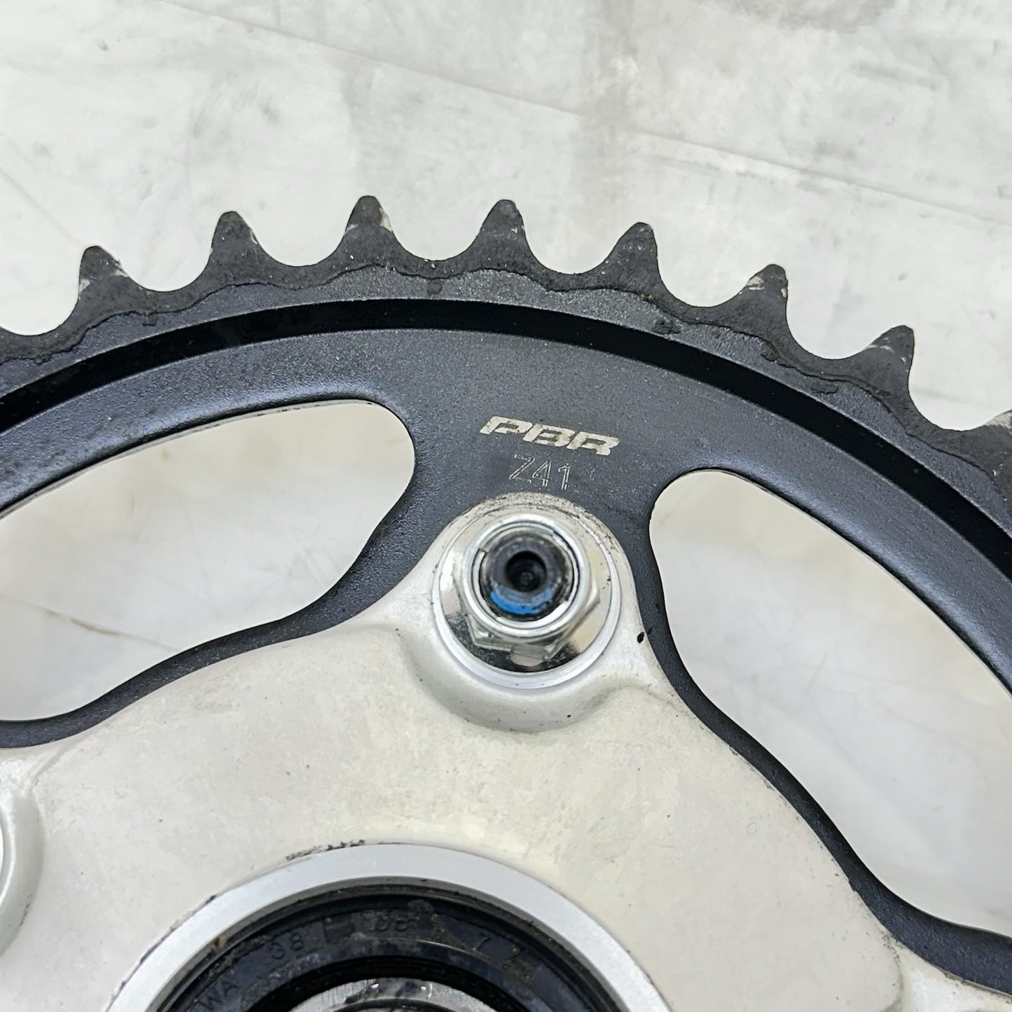 2021 - 2026 APRILIA RSV4 REAR SPROCKET MAIN CHAIN DRIVE HUB BACK WHEEL RIM
