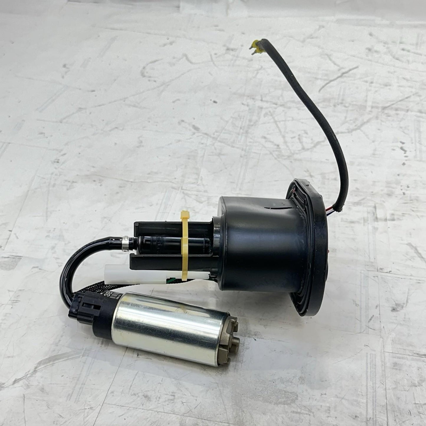 2021 - 2026 APRILIA RSV4 FUEL PUMP GAS PETROL SENDING UNIT BOLTS HARDWARE