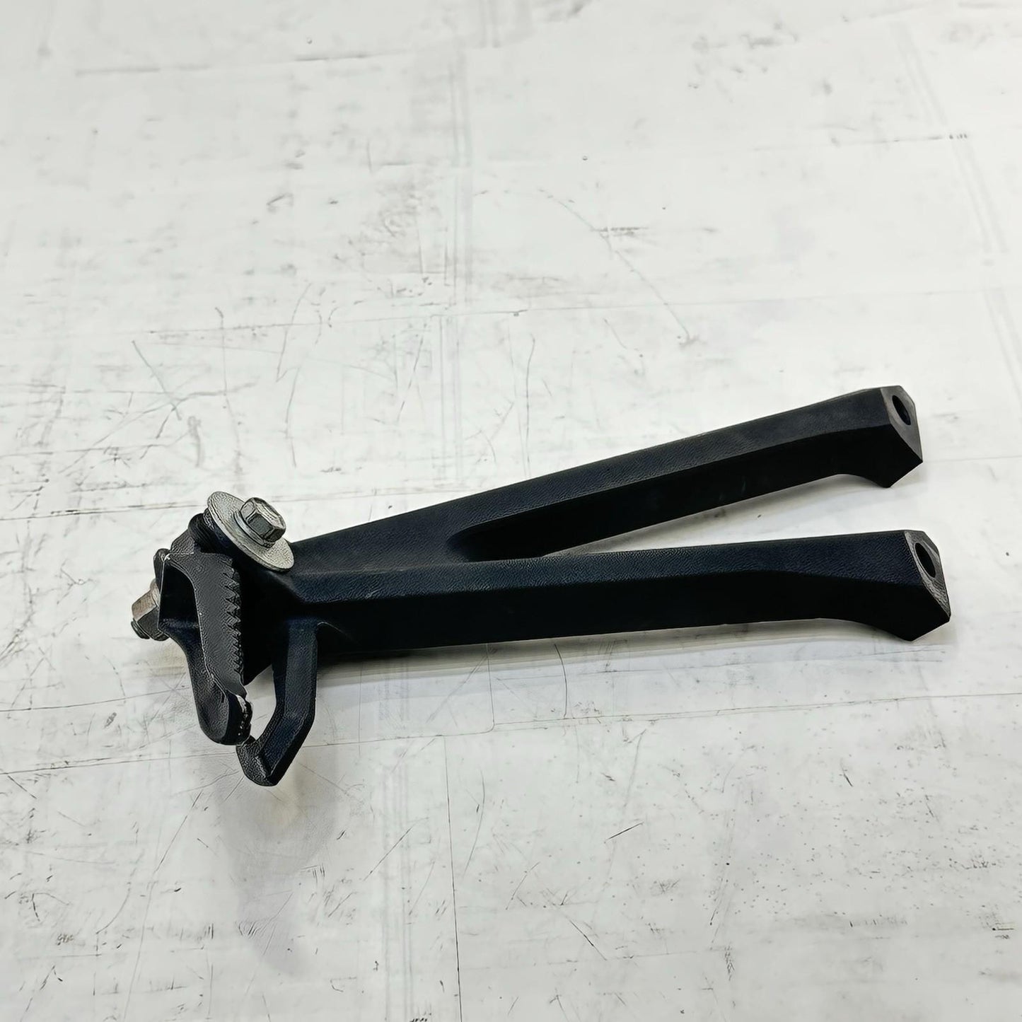 2011 - 2026 SUZUKI GSX 600 GSXR 750 PASSENGER PEGS REAR FOOT REST BACK SET