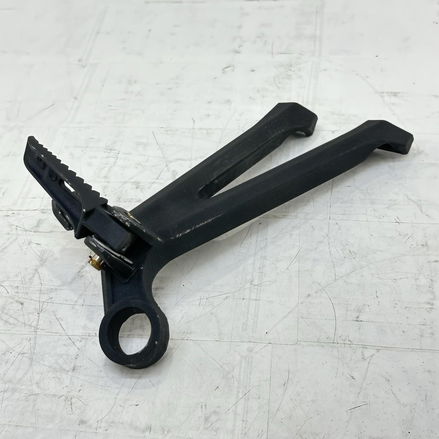 2011 - 2026 SUZUKI GSX 600 GSXR 750 PASSENGER PEGS REAR FOOT REST BACK SET