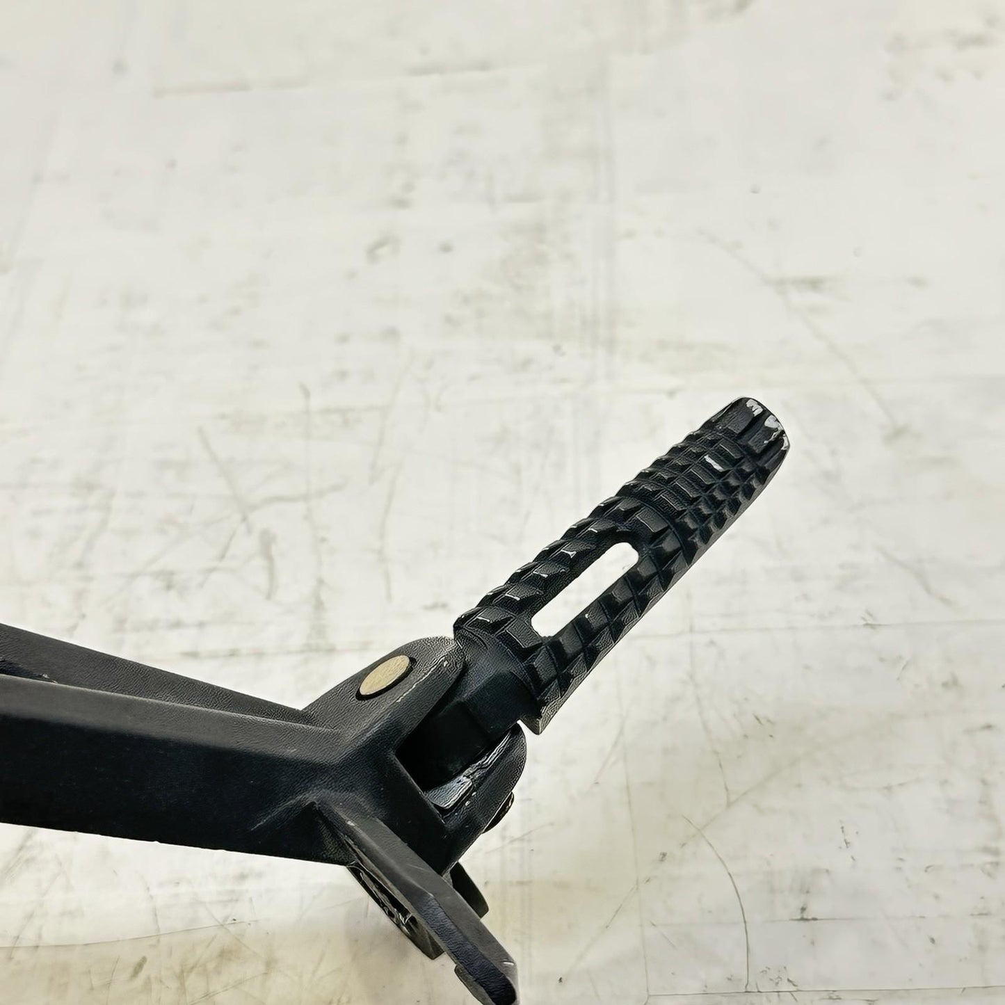 2011 - 2026 SUZUKI GSX 600 GSXR 750 PASSENGER PEGS REAR FOOT REST BACK SET