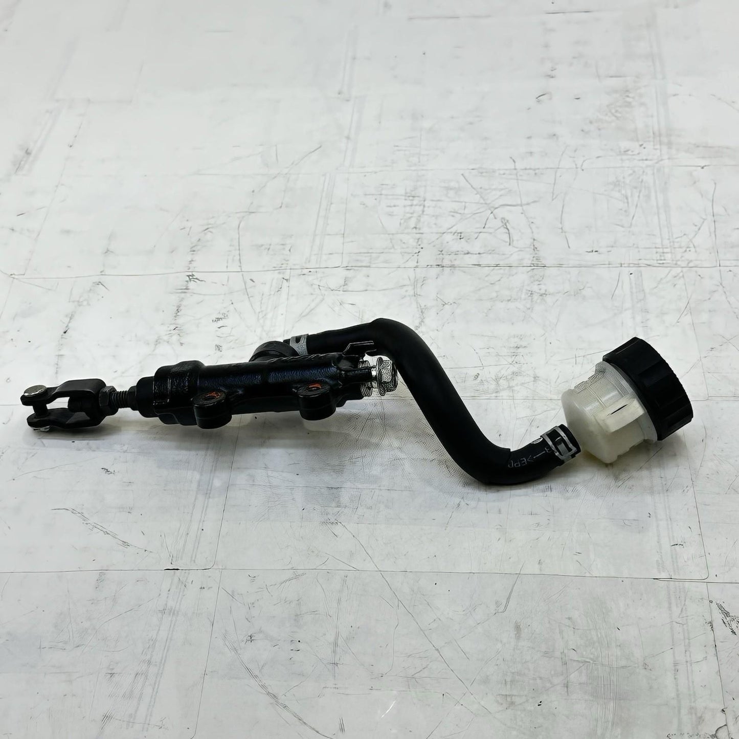 2011 - 2026 SUZUKI GSX 600 GSXR 750 REAR BRAKE MASTER CYLINDER RESERVOIR STOCK