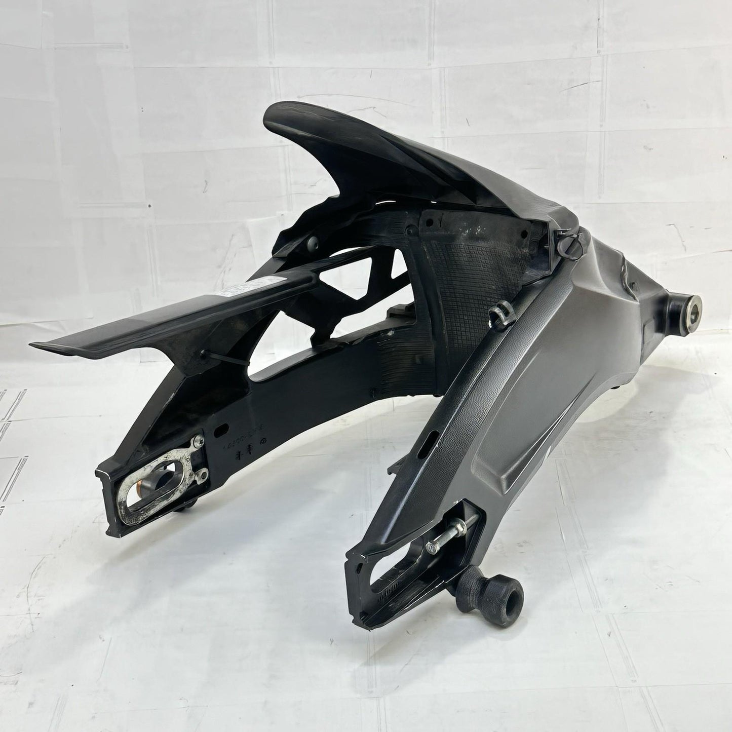 2011 - 2026 SUZUKI GSX 600 GSXR 750 SWINGARM REAR SHOCK FRAME WHEEL STOCK