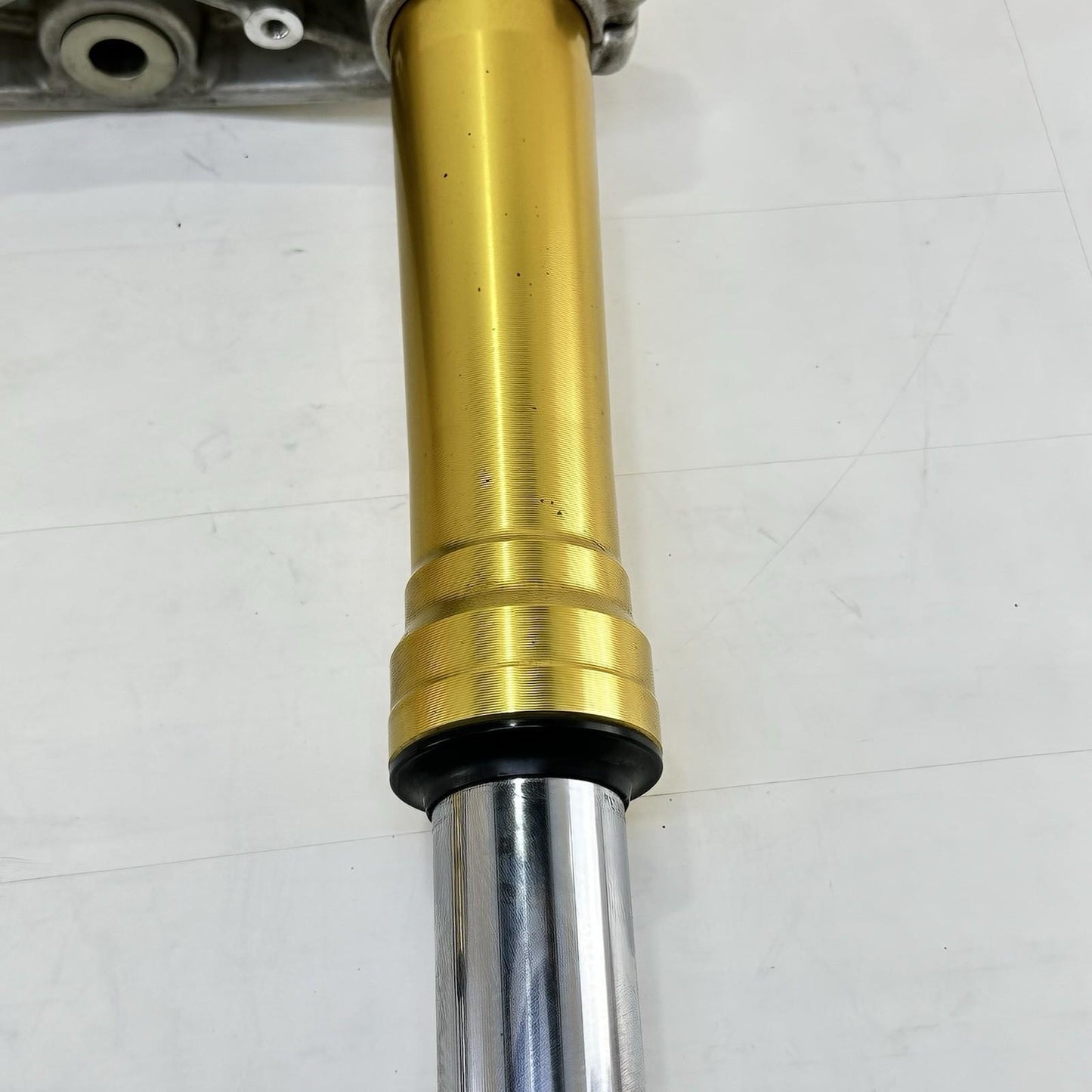 2011 - 2026 SUZUKI GSX 600 GSXR 750 FRONT FORKS LOWER TRIPLE TREE SUSPENSION SET