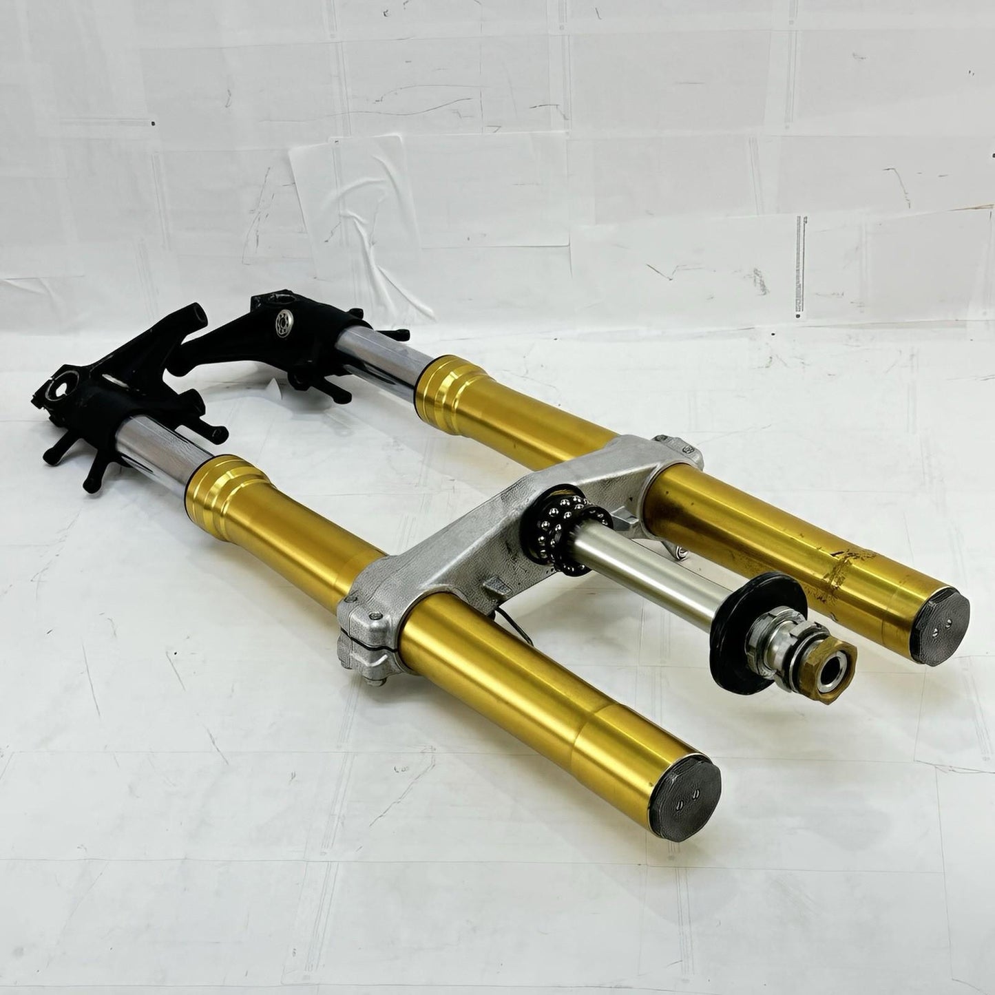 2011 - 2026 SUZUKI GSX 600 GSXR 750 FRONT FORKS LOWER TRIPLE TREE SUSPENSION SET